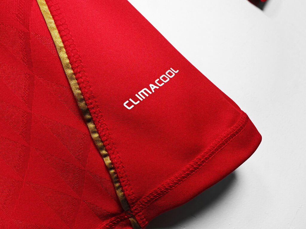 Maillot Liverpool Domicile 2010/11 - Manches Longues