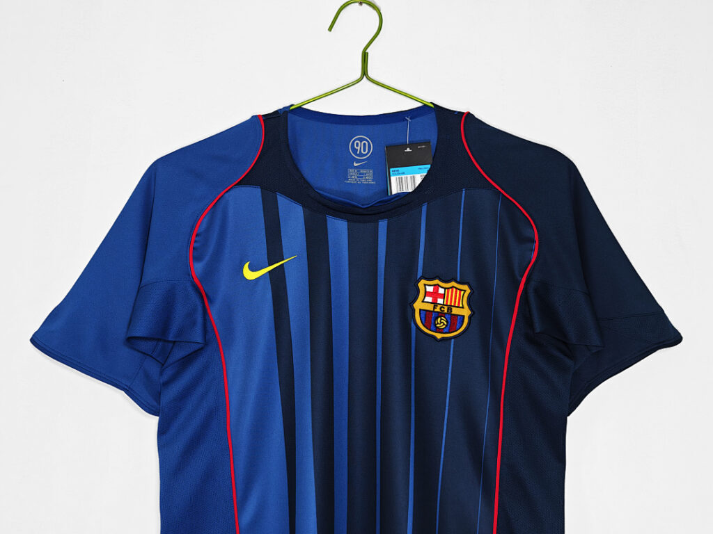 Maillot FC Barcelone Extérieur 2004/05 Bleu