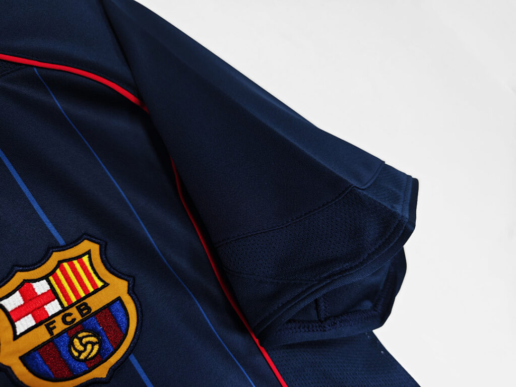 Maillot FC Barcelone Extérieur 2004/05 Bleu