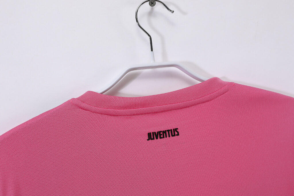 Maillot Juventus Extérieur 2011/12 Rose