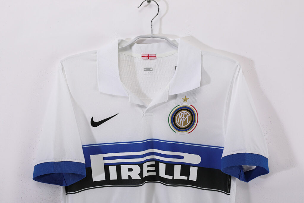 Maillot Inter Milan Extérieur 2009/10 Blanc