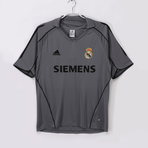 Maillot Real Madrid Third 2005/06 Gris