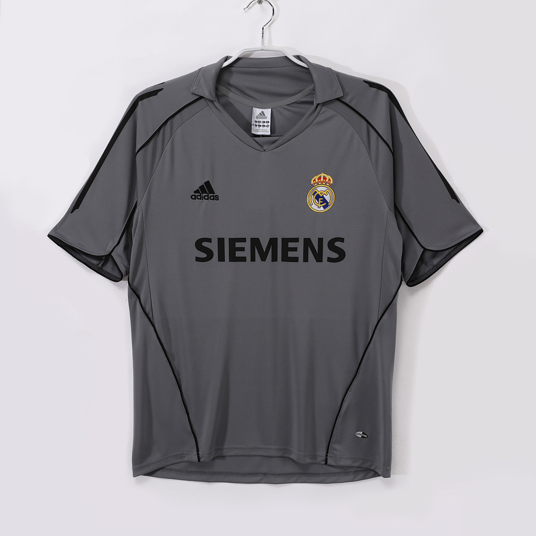 Maillot Real Madrid Third 2005/06 Gris