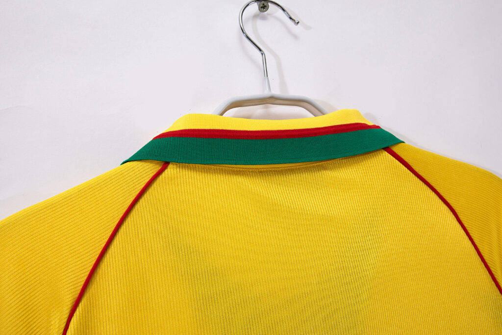Maillot Cameroun Extérieur 1998/99 Jaune