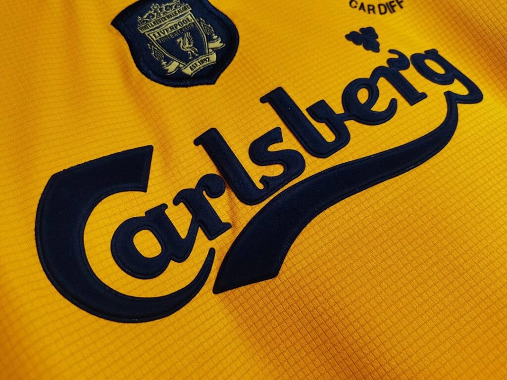 Maillot Liverpool Extérieur 2000/01