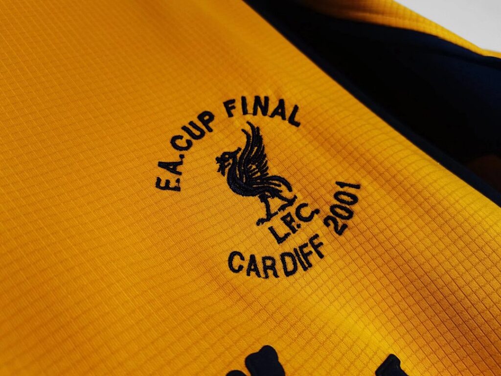 Maillot Liverpool Extérieur 2000/01