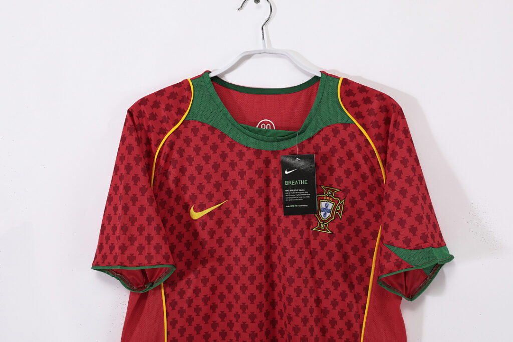 Maillot Portugal Domicile 2004
