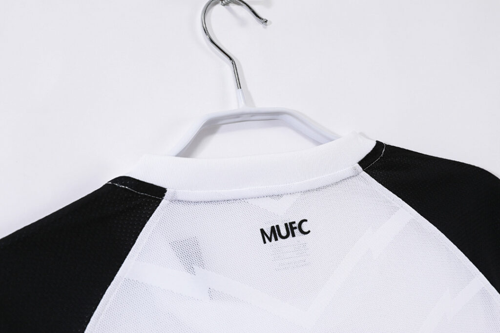 Maillot Manchester United Extérieur 2010/11 Blanc
