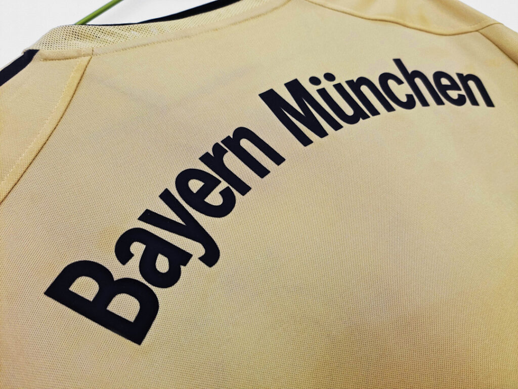Maillot Bayern Munich Extérieur 2004/05
